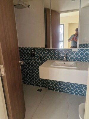 Bedroom in 3 BHK Apartment at Lodha Sterling, Kolshet Road – for Rent