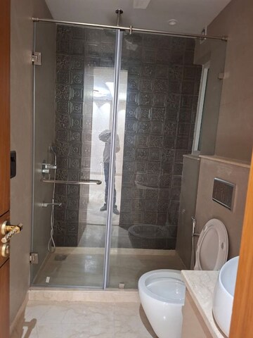 Bathroom in 3 BHK Builder Floor at South Extension ii – for Rent