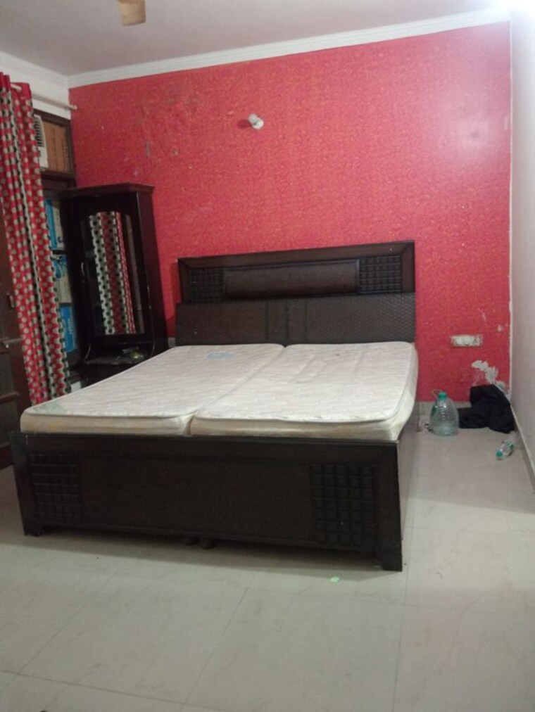 Bedroom, maya-garden-city 3 Bedroom 1300 Sq.Ft. Apartment In Lohgarh Zirakpur 9982570