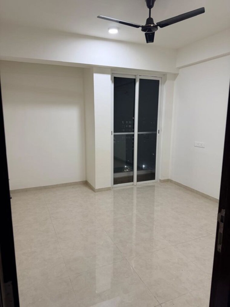 Room, kalpataru-immensa 2 Bedroom 598 Sq.Ft. Apartment In Kolshet Road Thane 9982589