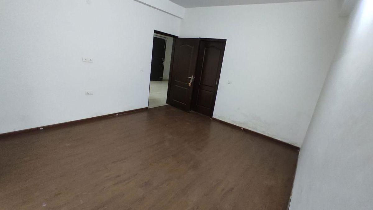 1 BHK Builder Floor For Sale in Daighar Gaon