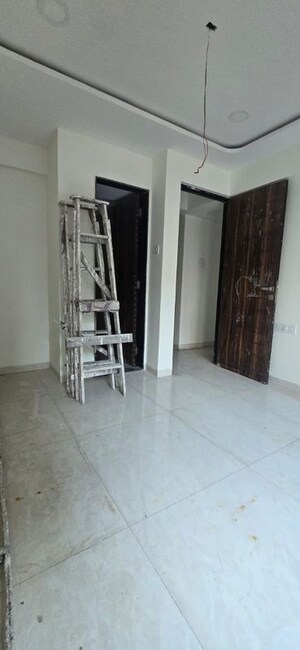 Room in 1 BHK Apartment at Dream Arihant Oasis, Ghatkopar East – for Rent