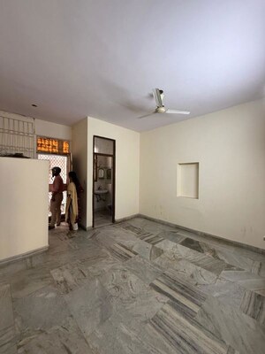Room in 2 BHK Builder Floor at Kalkaji – for Rent