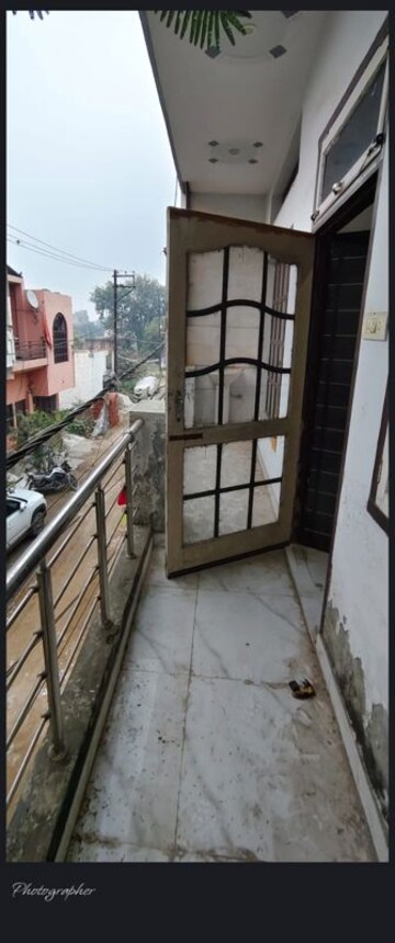 Balcony in 2 BHK Independent House at New Friends Colony, Sanjay Nagar – for Sale