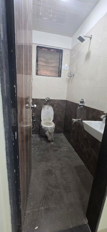 Bathroom in 1 BHK Apartment at Kumar Parasmani, Ghatkopar East – for Rent