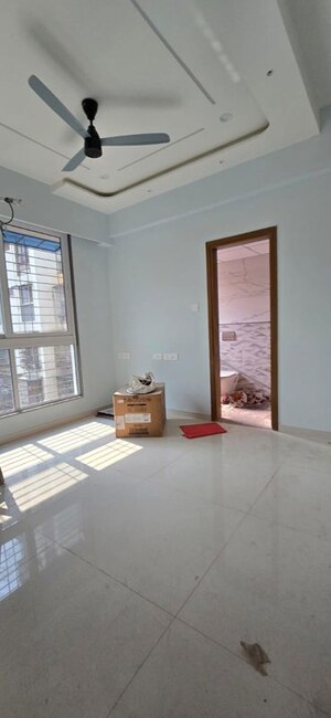 Room in 1 BHK Apartment at Kumar Parasmani, Ghatkopar East – for Rent