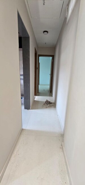 Room in 1 BHK Apartment at Kumar Parasmani, Ghatkopar East – for Rent