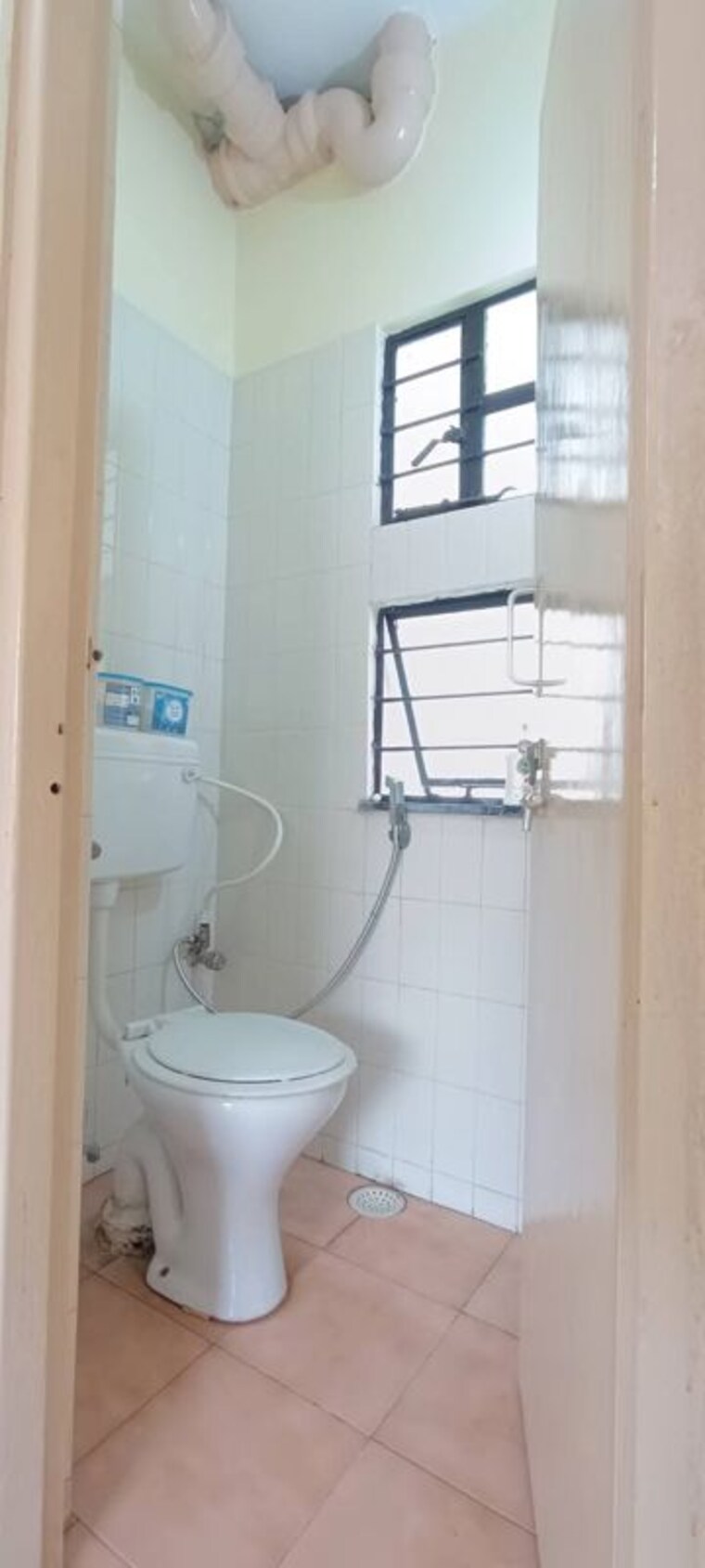 Attached Bathroom, kristi-villa 2 Bedroom 940 Sq.Ft. Apartment In Chinar Park Kolkata 9667691