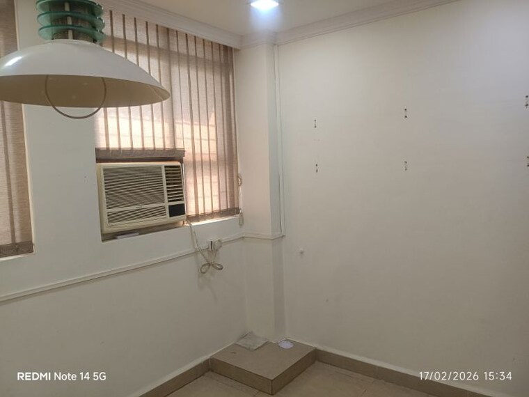 Room, swastik-plaza-thane Commercial Office Space 190 Sq.Ft. In Pokhran Road No Two Thane 9983132