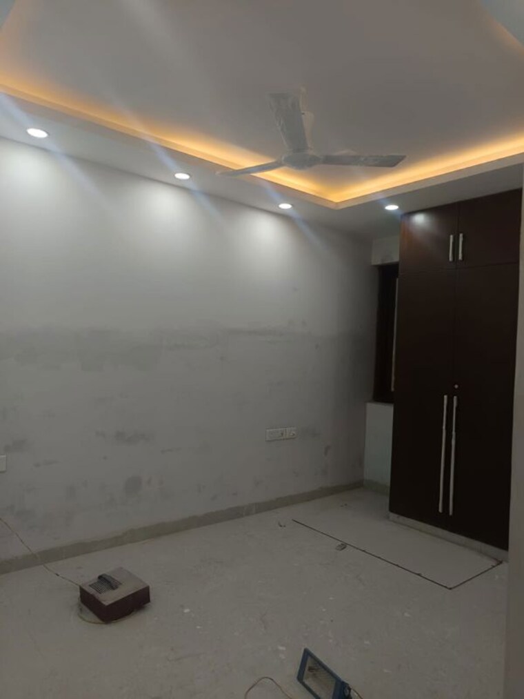 Room, saket 3 Bedroom 1400 Sq.Ft. Builder Floor In Saket Delhi 9983152