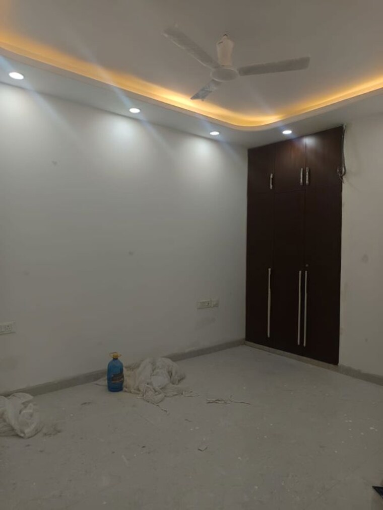 Room, saket 3 Bedroom 1400 Sq.Ft. Builder Floor In Saket Delhi 9983152