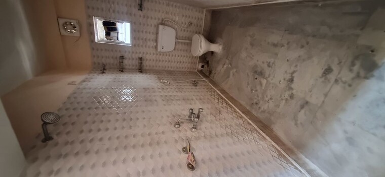 Attached Bathroom, kristi-villa 3 Bedroom 1328 Sq.Ft. Apartment In Chinar Park Kolkata 9749530