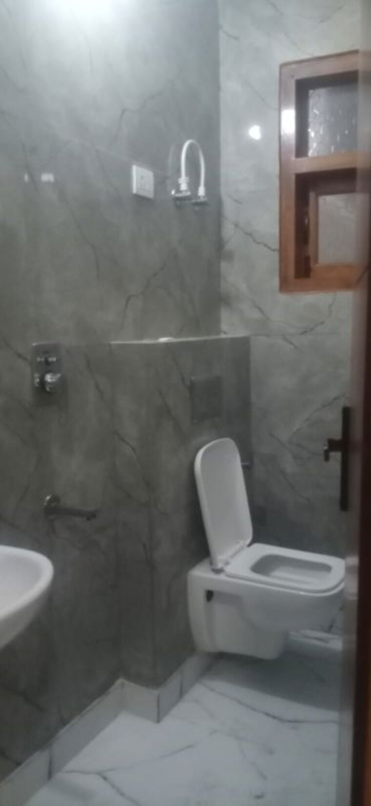 Bathroom, laxmi nagar 2 Bedroom 500 Sq.Ft. Builder Floor In Laxmi Nagar Delhi 9983205