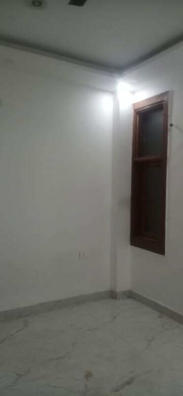 2 BHK Builder Floor For Rent in Laxmi Nagar