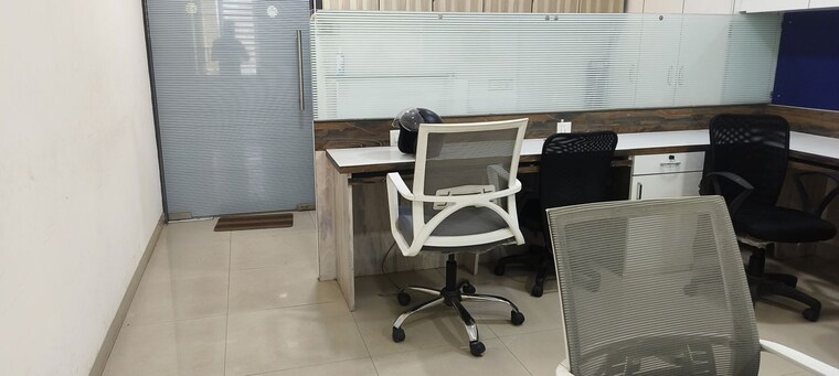 Team Area, hubtown-viva Commercial Office Space 727 Sq.Ft. In Jogeshwari East Mumbai 9983221