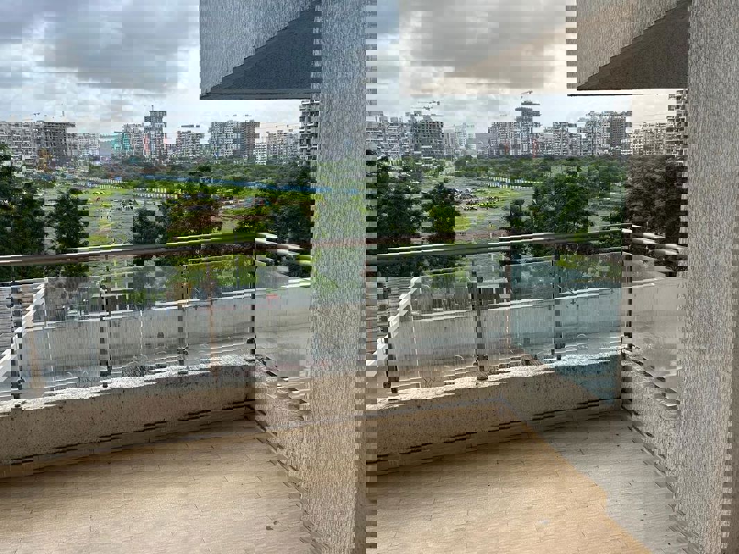 3 BHK + Servant Room 1500 Sq.Ft. Apartment in Sobha Nesara