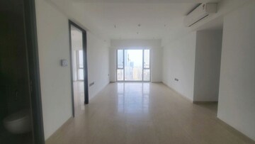 Room in 3 BHK Apartment at Lodha The Park, Worli – for Sale