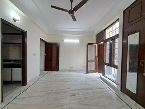Room in 3 BHK Builder Floor at Greater Kailash I – for Rent