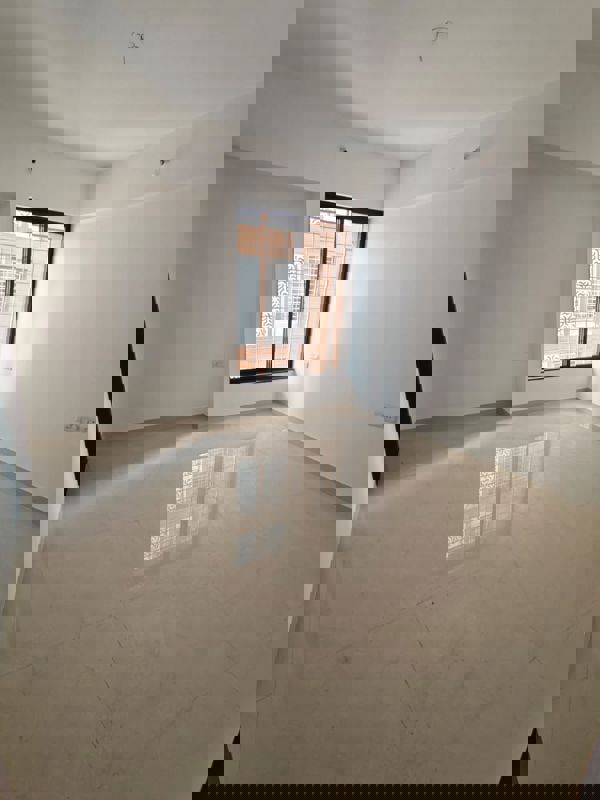 2 BHK 850 Sq.Ft. Apartment in Vertical Oriana