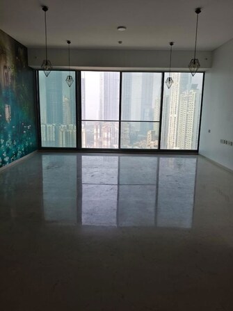 4 BHK + Servant Room,Study Room 1980 Sq.Ft. Apartment in Rustomjee Crown