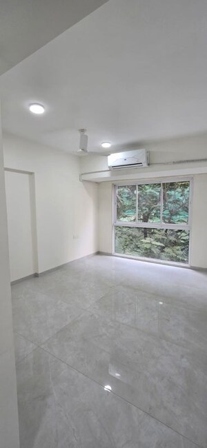 Room in 3 BHK Apartment at Swastik Tiara, Ghatkopar East – for Rent