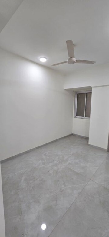 Room in 3 BHK Apartment at Swastik Tiara, Ghatkopar East – for Rent