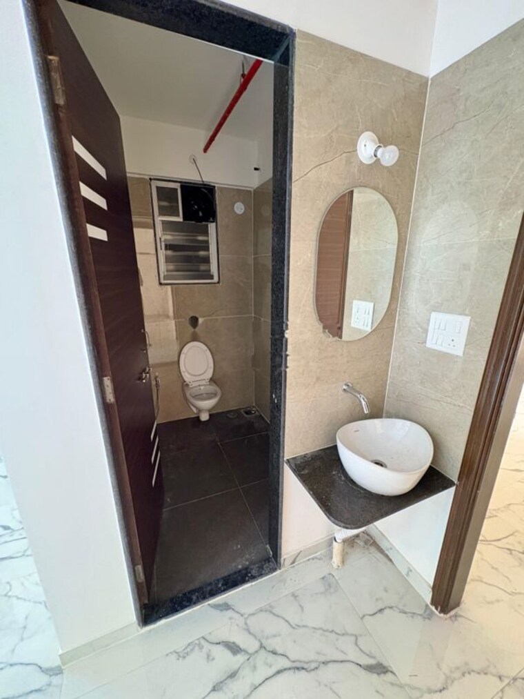 Bathroom, sukhwani-hermosa-casa 2 Bedroom 860 Sq.Ft. Apartment In Mundhwa Pune 9983398