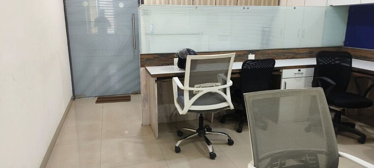 Team Area, hubtown-viva Commercial Office Space 425 Sq.Ft. In Jogeshwari East Mumbai 9983530