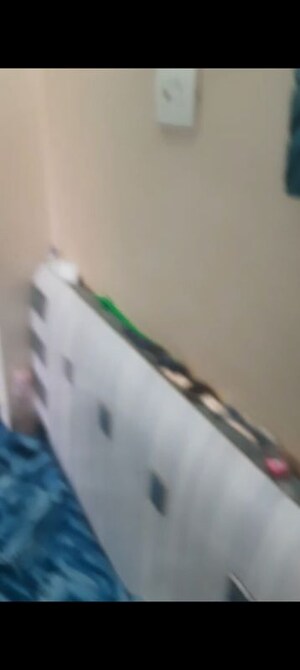 Furnished Amenities in 1 BHK Apartment at Malad West – for Sale