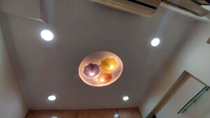 Furnished Amenities in 2.5 BHK Apartment at Oberoi Mall, Goregaon East – for Rent