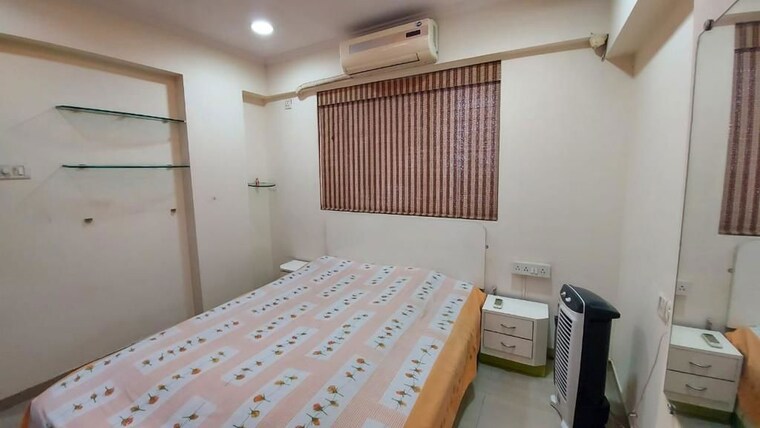 Bedroom, oberoi-mall 2.5 Bedroom 1234 Sq.Ft. Apartment In Goregaon East Mumbai 9983472