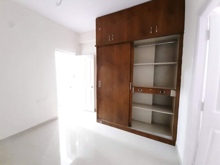 Room, attapur 3 Bedroom 1230 Sq.Ft. Apartment In Attapur Hyderabad 9983599