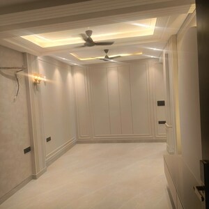 Room in 2.5 BHK Apartment at Dwarka – for Sale