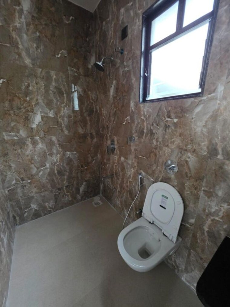 Bathroom, unique-youtopia 2 Bedroom 995 Sq.Ft. Apartment In Kharadi Pune 9983622