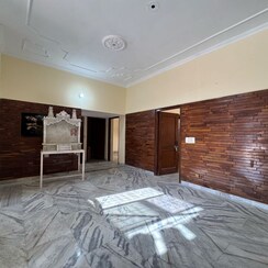 3 BHK + Pooja Room Independent House For Rent in Sector 4