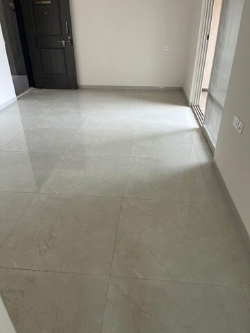 Room in 2 BHK Apartment at Nyati Era, Dhanori – for Rent