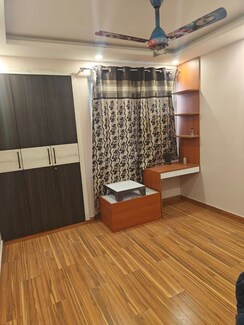 4 BHK + Servant Room Apartment For Rent in Experion The Heart Song