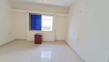 Furnished Amenities in 3 BHK Apartment at Madhukund Apartment, Bavdhan – for Rent