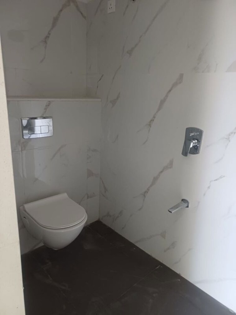 Bathroom, alliance-fortuna-blue 2 Bedroom 647 Sq.Ft. Apartment In Lower Parel Mumbai 9305316