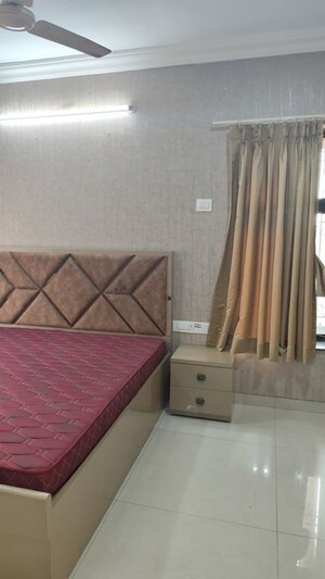 Staircase in 2 BHK Apartment at K Raheja Raheja Classique, Andheri West – for Rent