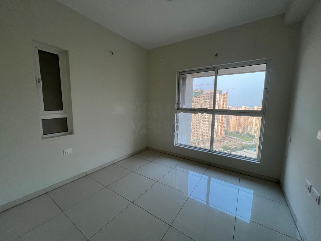 2.5 BHK Apartment For Rent in Royal Velstand Phase 2