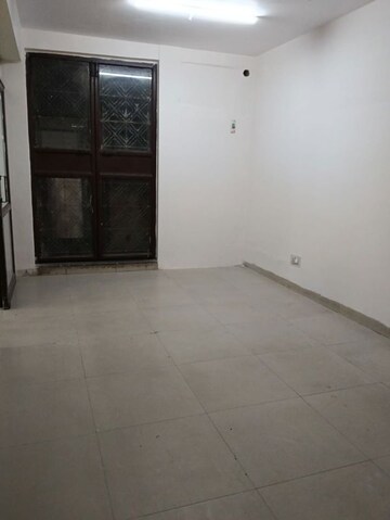 Room in  Office Space at Naraina – for Rent