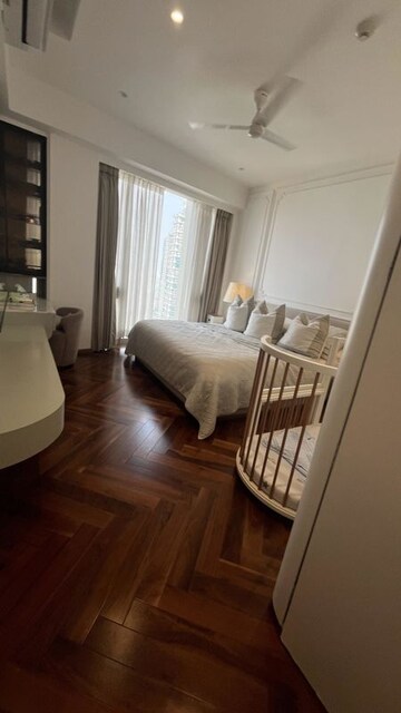 Room in 3 BHK Apartment at Lodha Kiara, Worli – for Sale