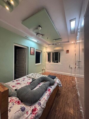 Bedroom in 2 BHK Apartment at Green View Goregaon, Goregaon East – for Sale