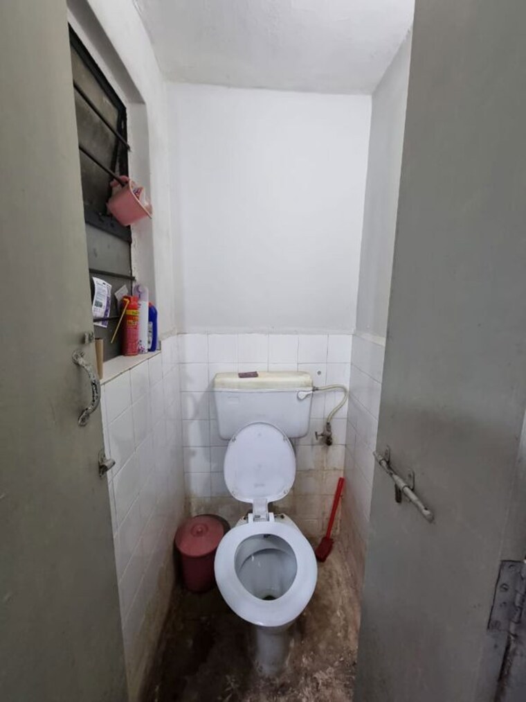 Bathroom, vascon-viola 1 Bedroom 522 Sq.Ft. Apartment In Warje Pune 9983647
