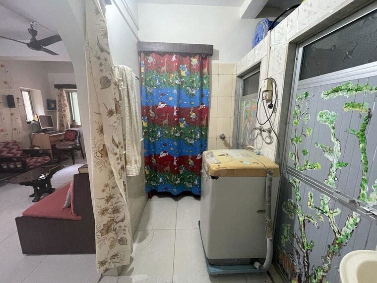 Bathroom, prashant vihar 2 Bedroom 478 Sq.Ft. Builder Floor In Prashant Vihar Delhi 9984039