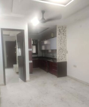 Room in 3 BHK Builder Floor at Sector 85 – for Sale