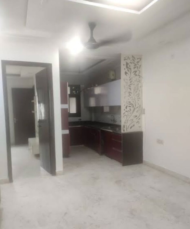 Room, sector 85 3 Bedroom 250 Sq.Ft. Builder Floor In Sector 85 Faridabad 9984237