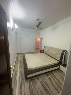 Bedroom in 2 BHK Builder Floor at Saket – for Rent
