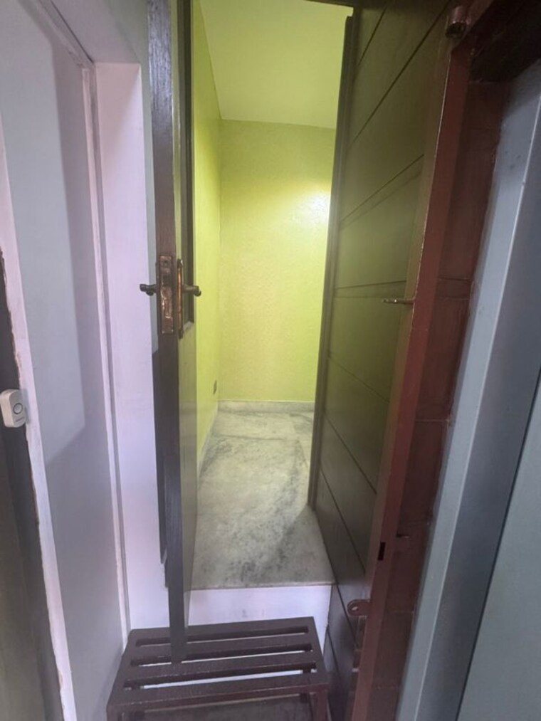 undefined, saket 2 Bedroom 750 Sq.Ft. Builder Floor In Saket Delhi 9984248
